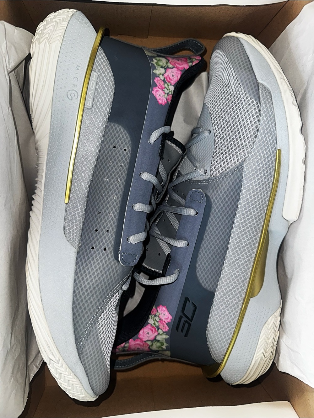 Under Armour Women's Gray Floral Training Shoes with Gold Accent